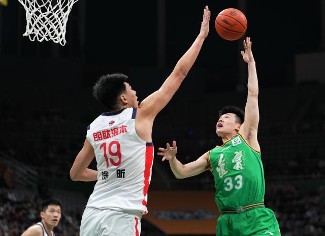 好博体育官网-爆发一季！广州2.26米中锋获5支NBA球队试训邀请